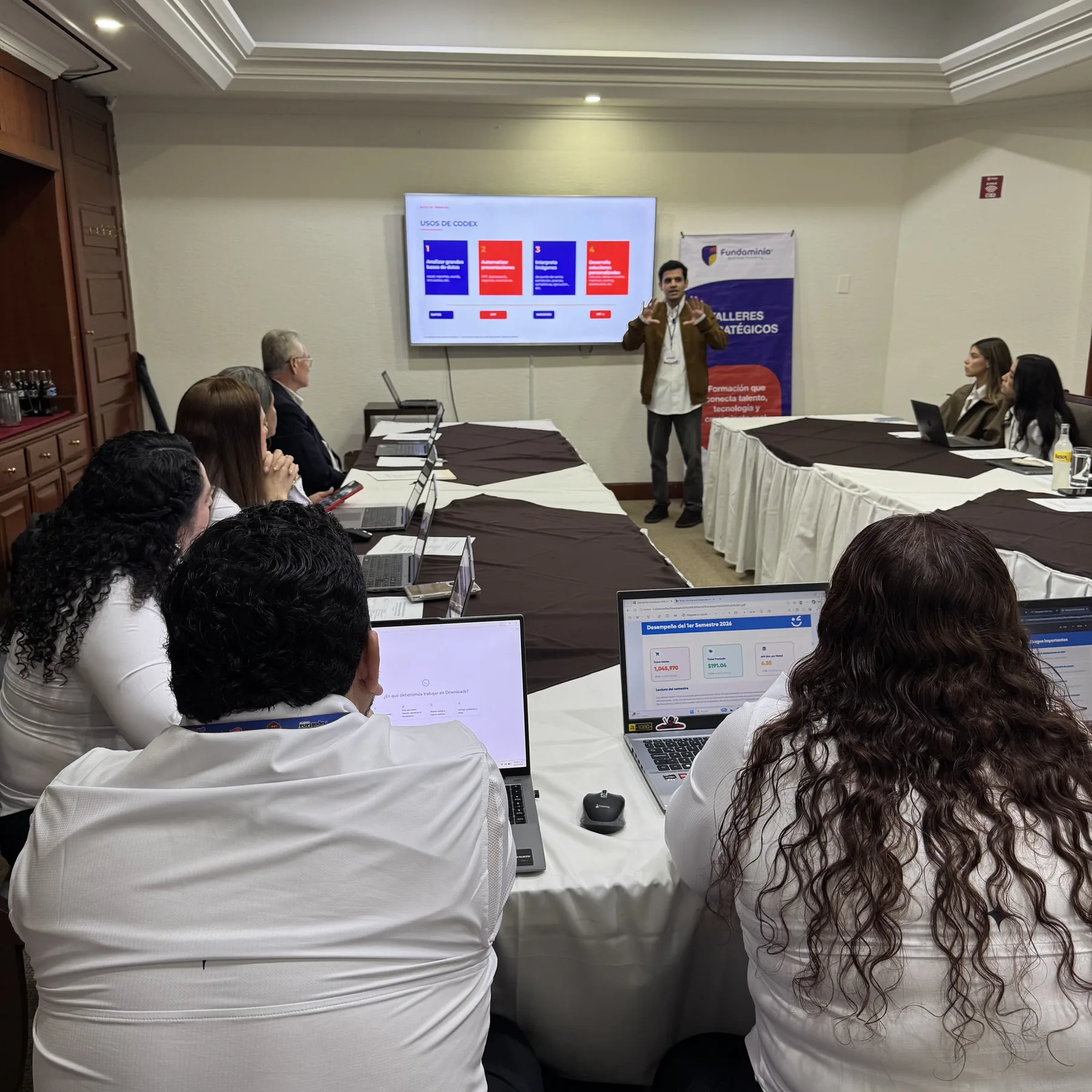 Programa Fundaminio con Izagar y Hogary